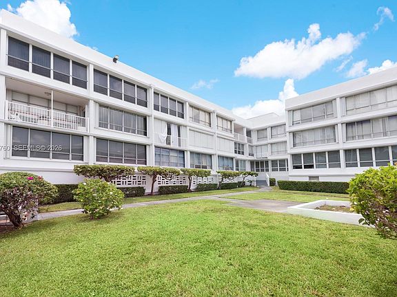 5th image of 10230 Collins Ave APT 101