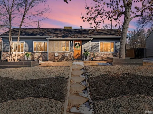 3088 S Grape Way, Denver, CO 80222