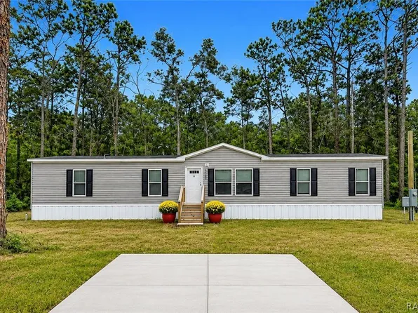 10055 W Ohio Dr, Crystal River, FL 34428