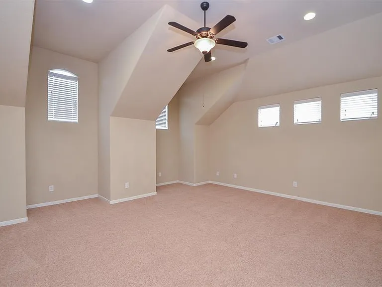 510 McAllister Ave — Photo 20