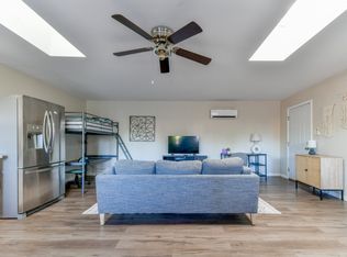 3118 11th St NW #C, Albuquerque, NM 87107