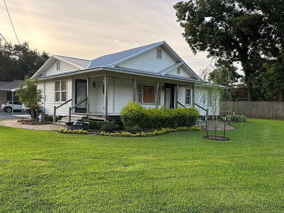 1st image of 100 Ponderosa Ln