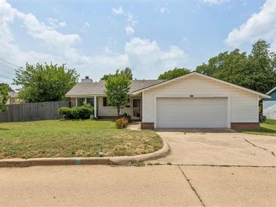 830 Douglas Dr, Norman, OK, 73069