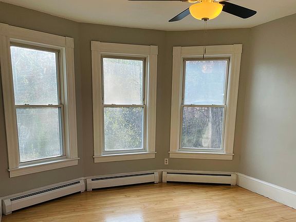 Office space/Living area