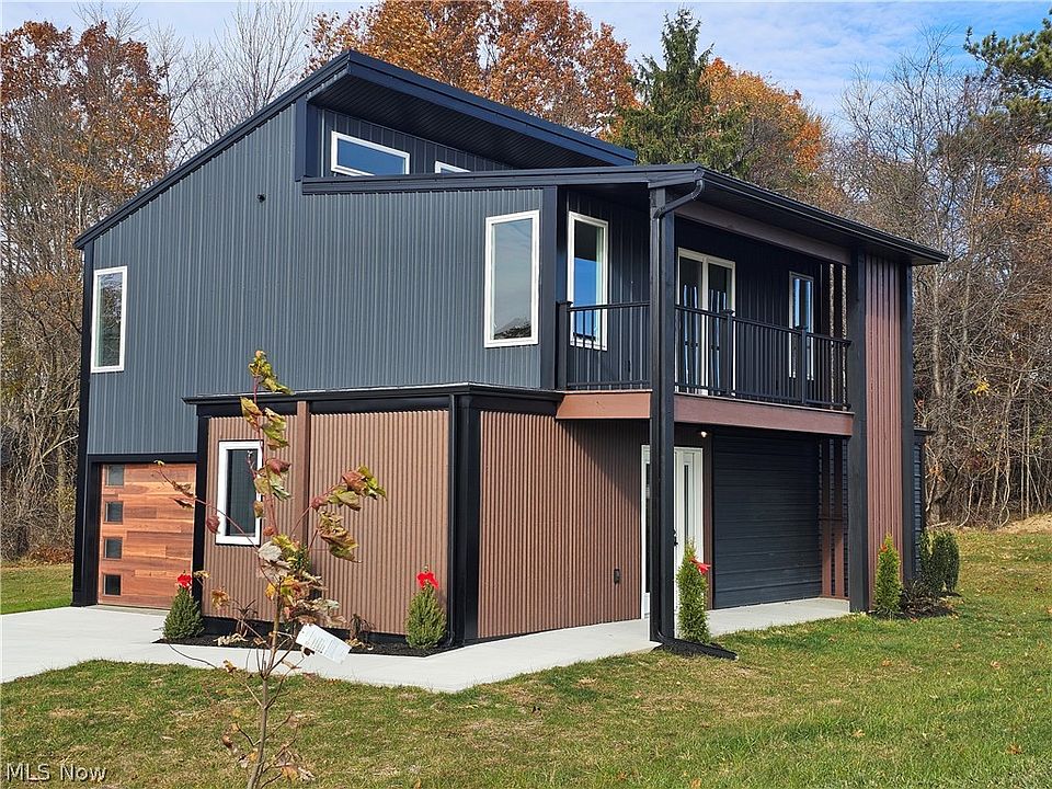 1st image of 2632 Peach Ln