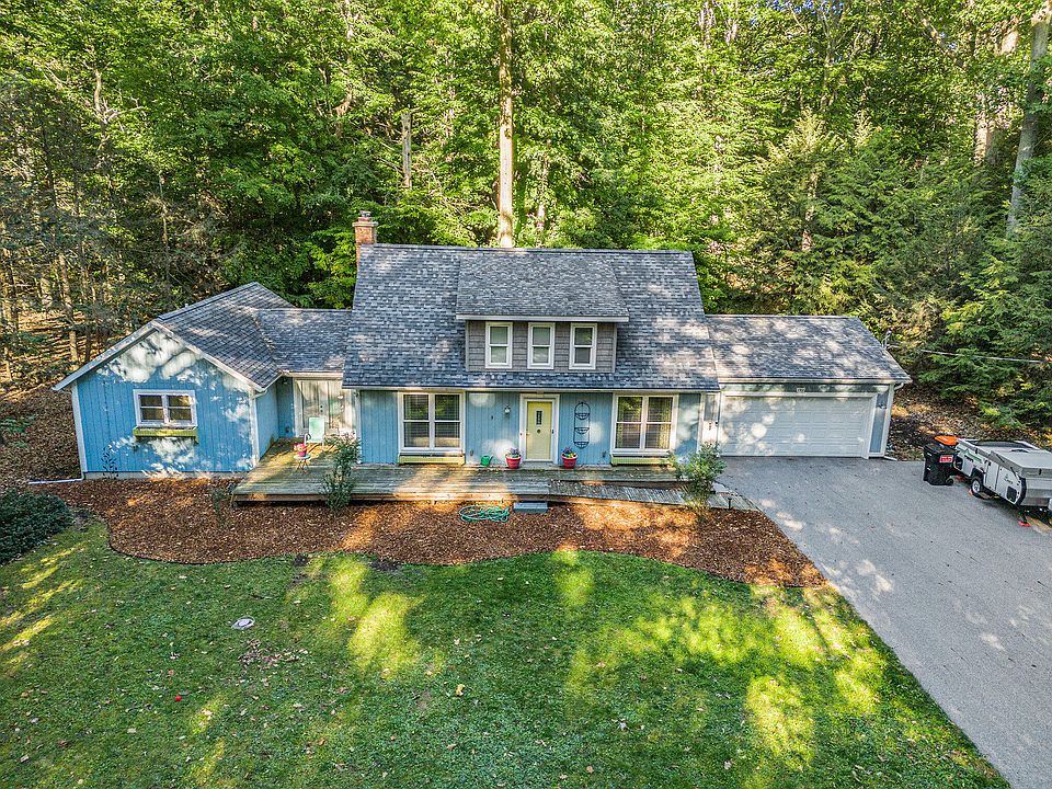 1st image of 282 Dyken Dr