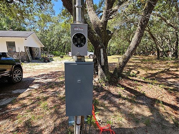 3rd image of 4300 W Roadrunner Ct
