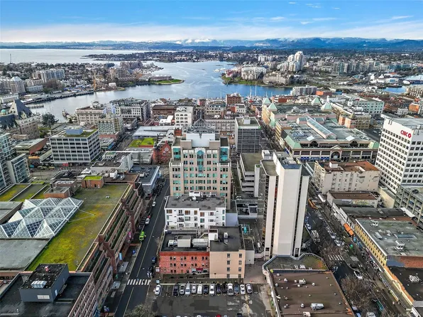 732 Broughton St #404, Victoria, BC V8W 1E1
