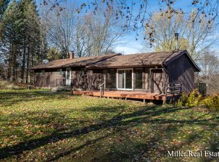 3721 Eckert Rd, Freeport, MI 49325