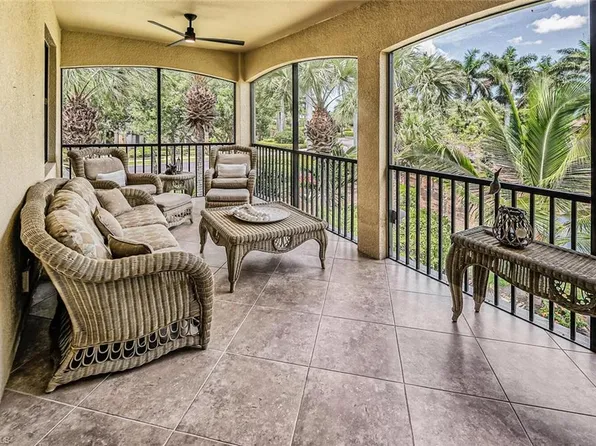 9107 Napoli Ct APT 201, Naples, FL 34113