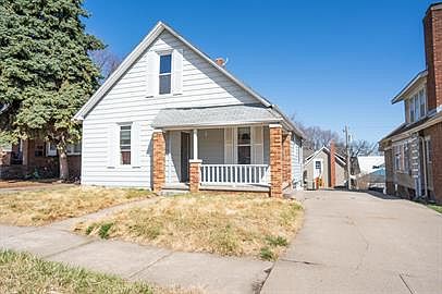 1st image of 710 1st Ave