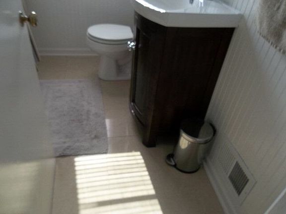 5th image of 2224 Oakview Dr
