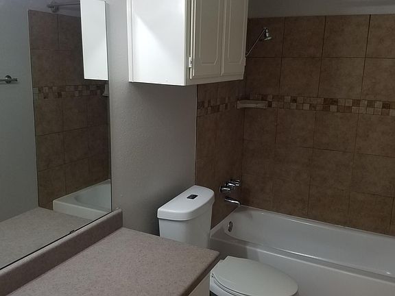 5th image of 201 Joyce St APT B