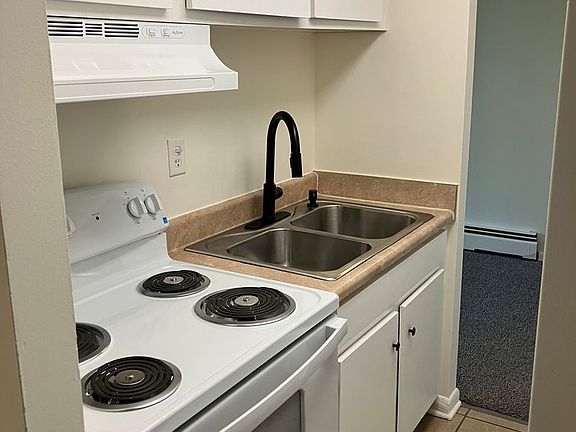 5th image of 1447 Henley Rd APT 4