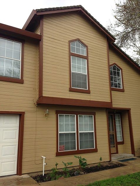 2nd image of 934 Nogales St