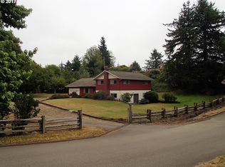 66705 Robin Rd, North Bend, OR 97459