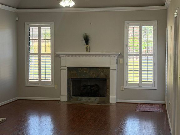 2nd image of 389 Reed Way