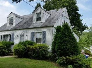 1467 Omaha Rd, North Brunswick, NJ 08902