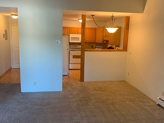 4th image of 3022 S Wheeling Way APT 404