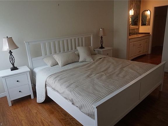 3rd image of 1085 Forest Lakes Dr APT 104