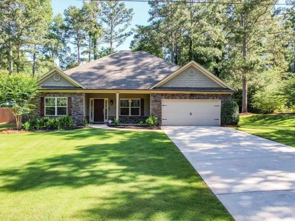 155 Camp Dr, Carrollton, GA 30117
