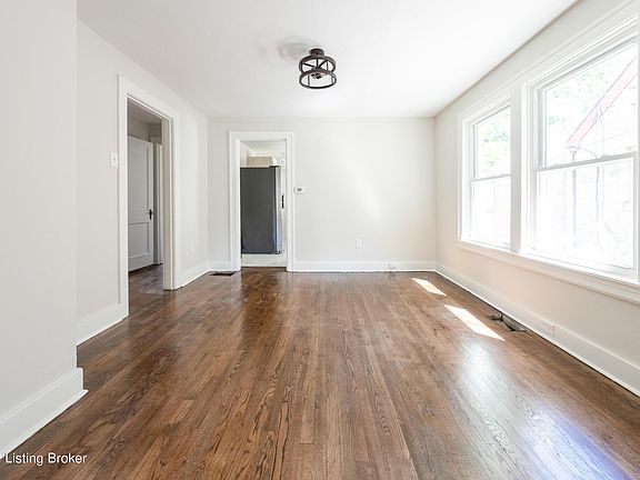 5th image of 4515 Jewell Ave