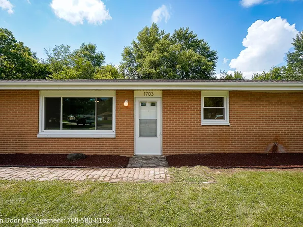 1703 Pinewood Ln #1703, Joliet, IL 60433