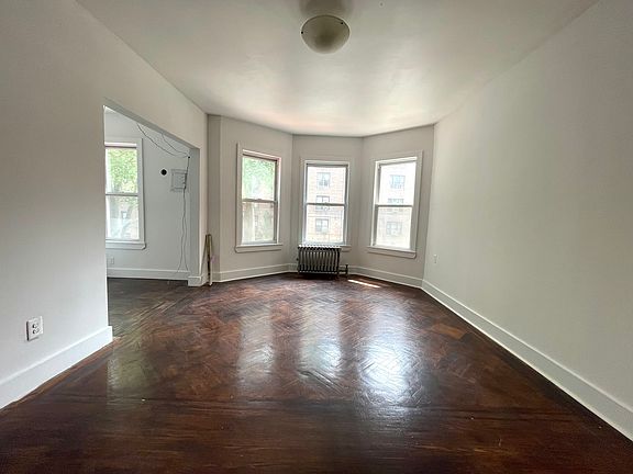 5th image of 428 E 18th St #3