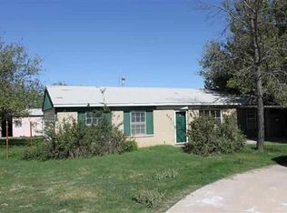 901 2nd St, Chattanooga, OK 73528