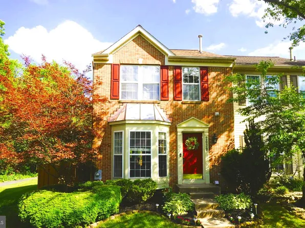 2039 Sumner Dr, Frederick, MD 21702