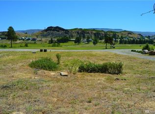 28 Golf Course Dr, Pateros, WA 98846