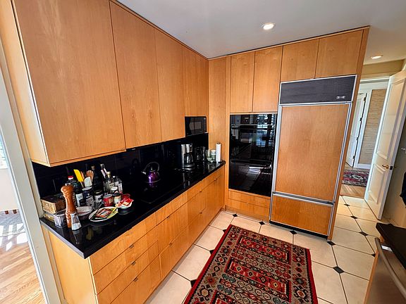4th image of 1200 California St Unit 7D
