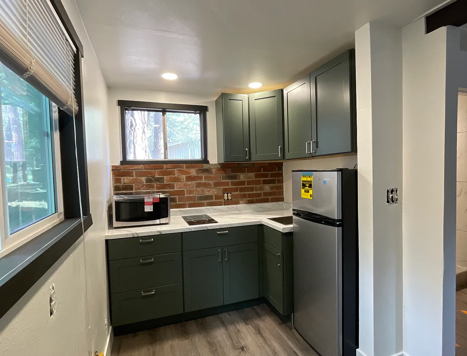 Studio, 360 sqft, $1,900 — Photo 1