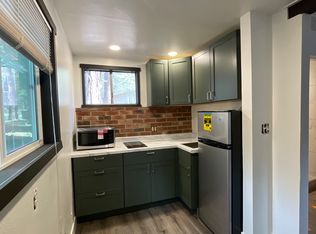 202 Snowcrest Ave #B, Mammoth Lakes, CA 93546
