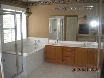 3rd image of 11110 Matthews Dr