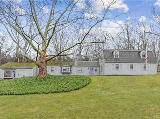 114 Town Woods Rd, Lyme, CT 06371