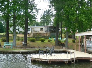 46 Cove Ln, Gasburg, VA 23857
