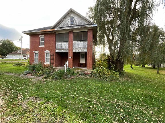 3rd image of 709 Spring St