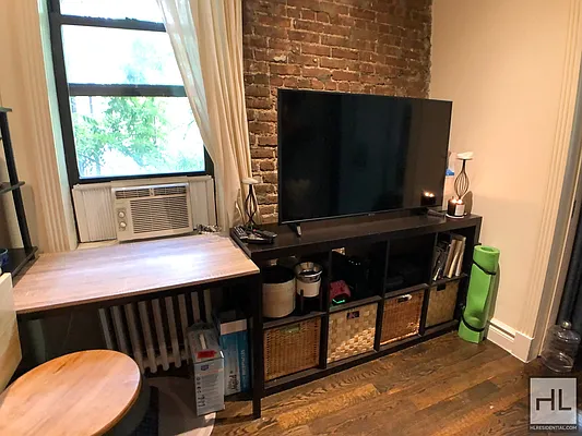 Rented by Highline Residential | media 2