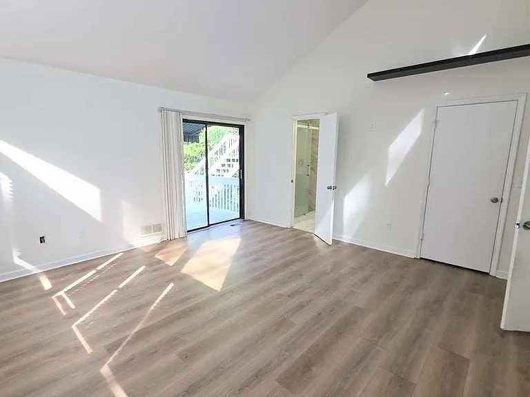 1411 E Shiloh Trl NW — Photo 12