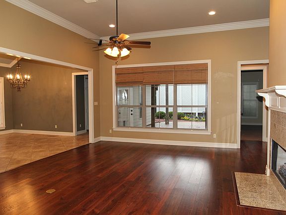 5th image of 107 Briarbend Dr