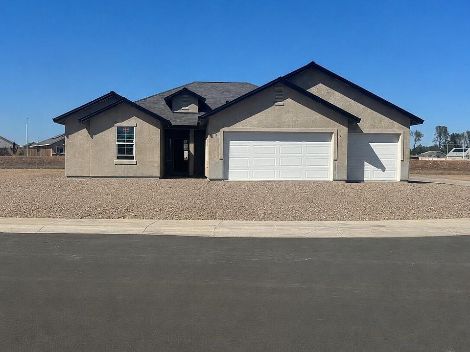 1st image of 2652 Uphill Ave