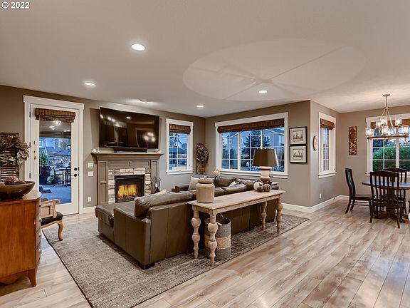 5th image of 11861 Blanchet Dr
