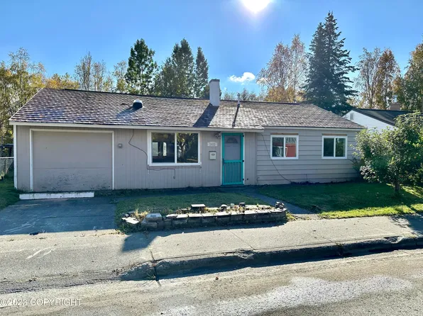 2452 Oak Dr, Anchorage, AK 99508