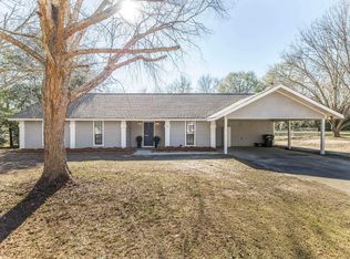 210 Oak Ridge Dr, Byron, GA 31008