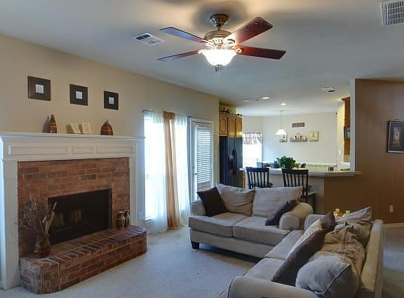 4th image of 8210 Shoshoni Dr