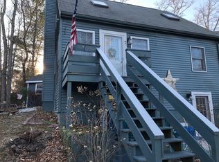 7 West Rd, Forestdale, MA 02644