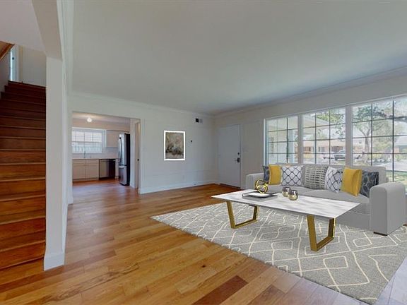 4th image of 106 Huron Ave