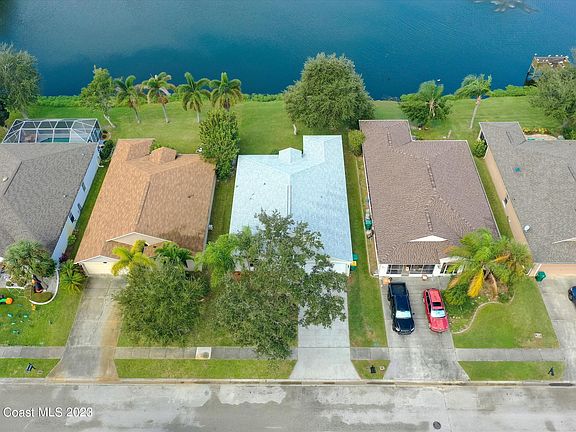 3rd image of 4300 Swanna Dr