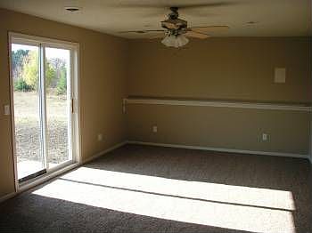 3rd image of 632 238th Ln NE